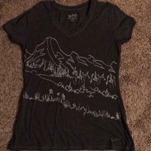 Medium Women’s Woolrich TShirt